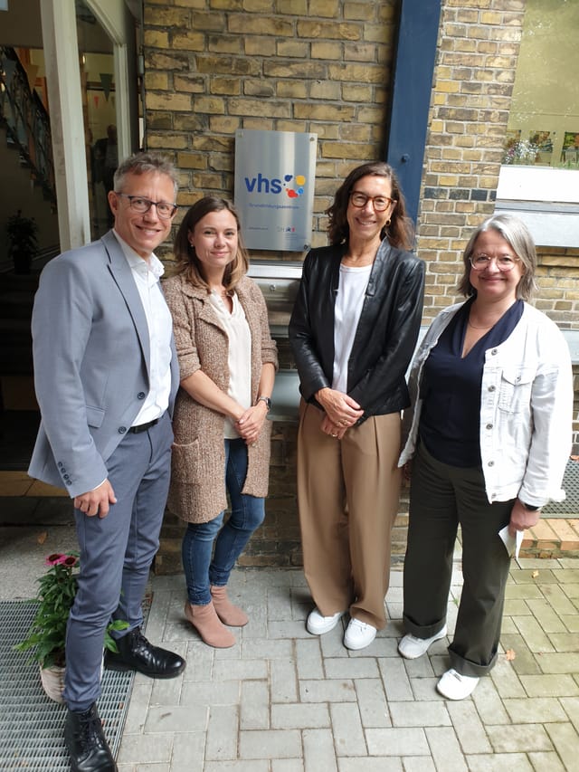 Neues Grundbildungszentrum an der VHS Flensburg eröffnet